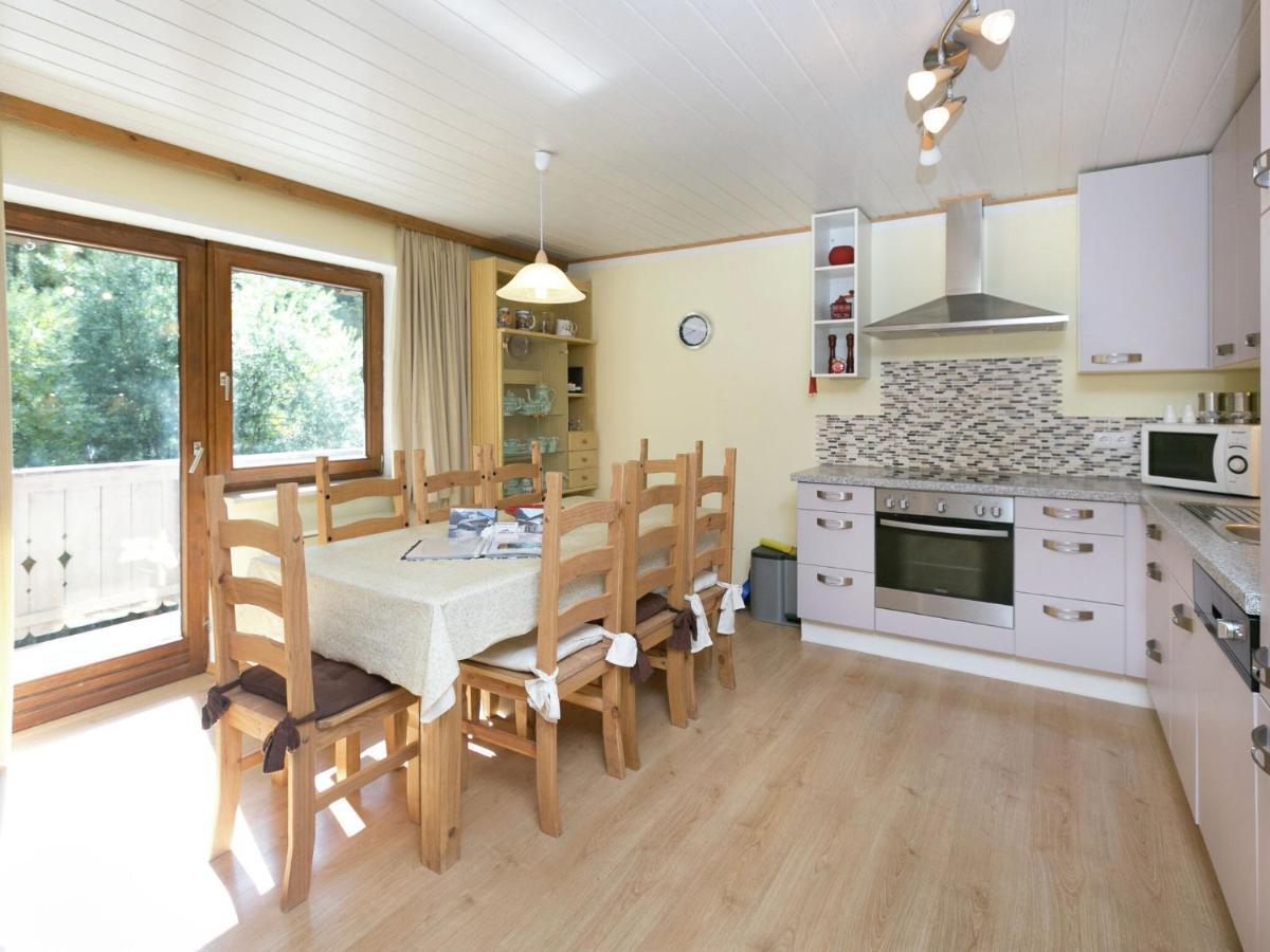 Apartment In Salzburgerland Near The Ski Area Viehhofen Eksteriør billede